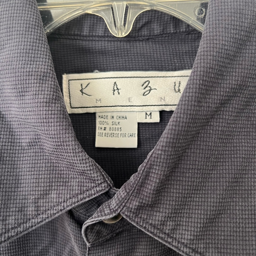 Men’s Button Down - Picture 2 of 5
